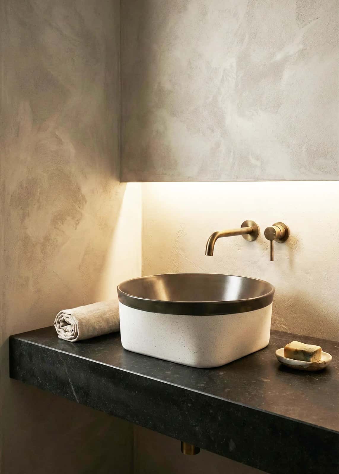 Lavoar ceramic rotund A692-CA19M - montat