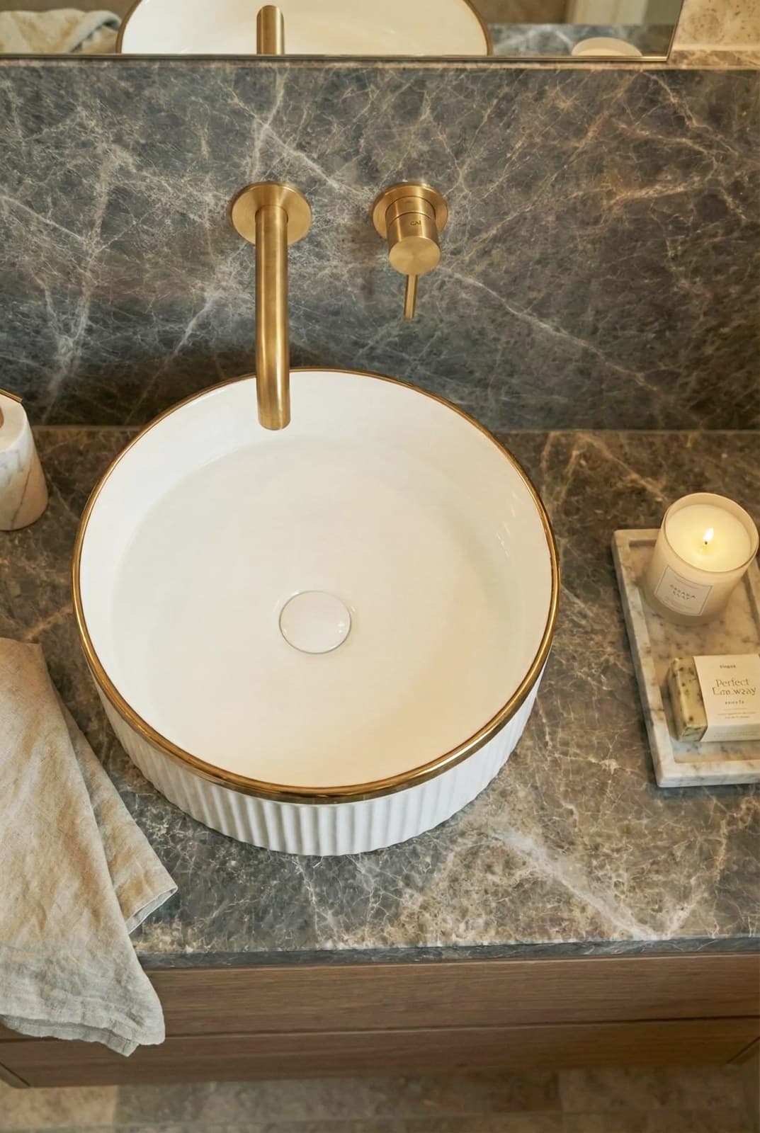 Lavoar ceramic rotund A725-GGLG - montat
