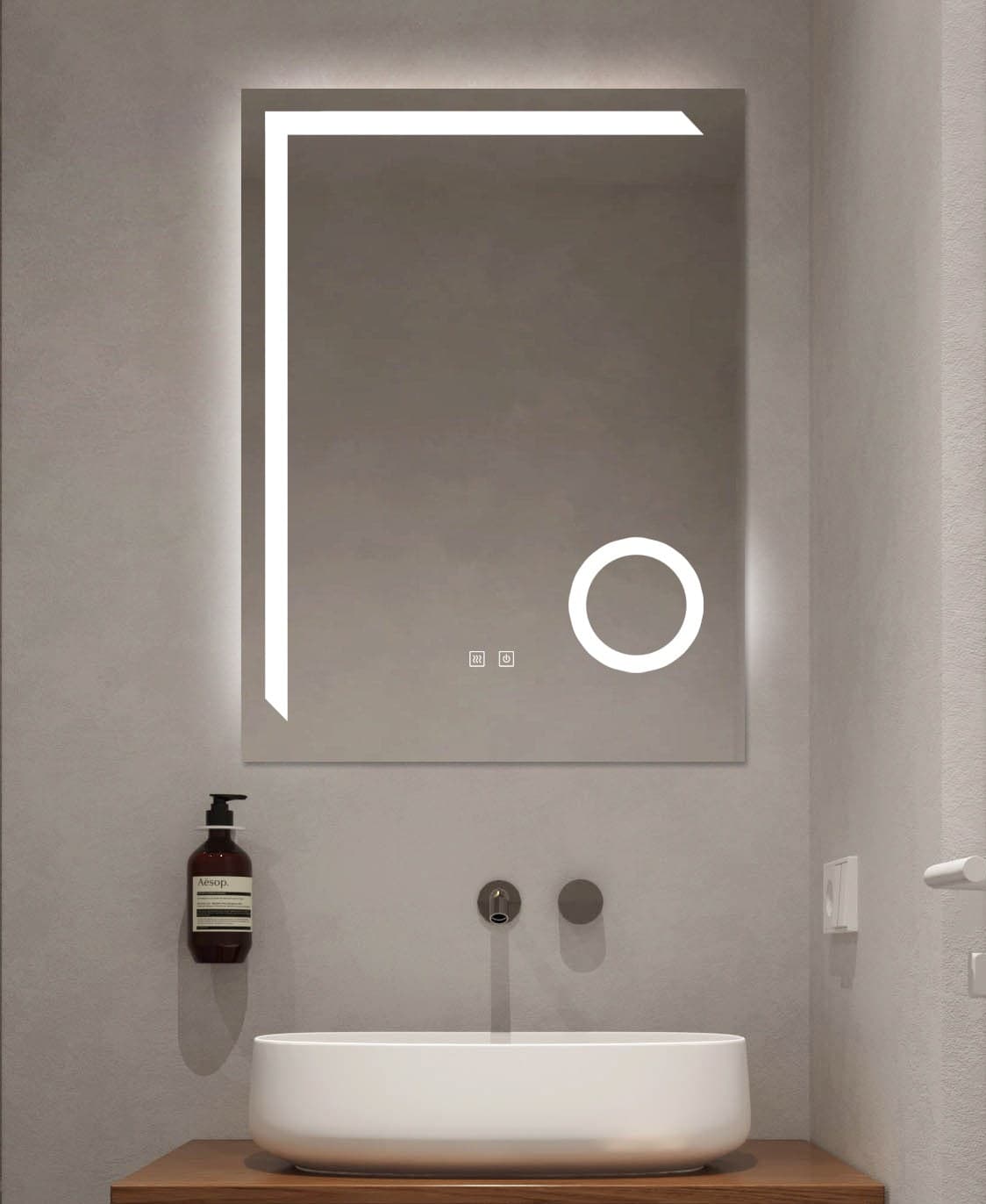 Oglindă baie LED 60×80 cm dreptunghiulară cu lupă cosmetică, 3 nuanțe de lumină, dezaburire și touch control J-1041B - montat