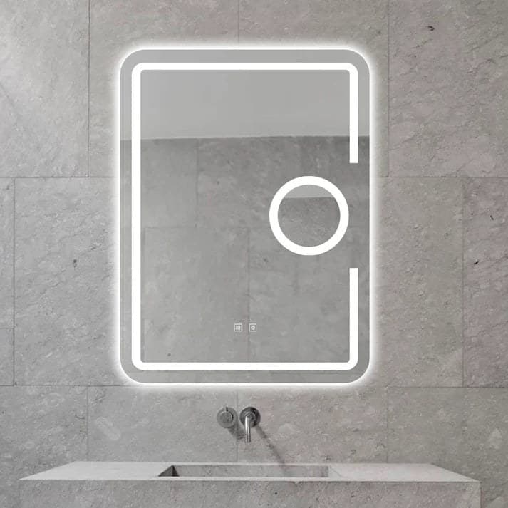 Oglindă baie LED 60×80 cm dreptunghiulară cu lupă cosmetică, 3 nuanțe de lumină, dezaburire și touch control J-1041 - montat