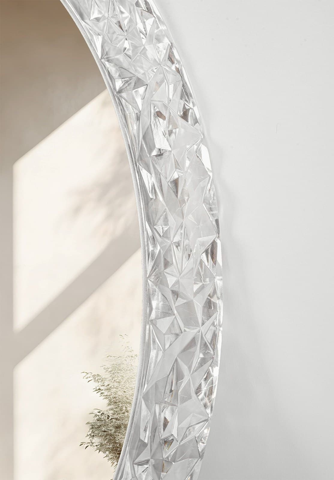 Oglindă baie LED ⌀60 cm/ ⌀80 cm rotundă cu ramă acrilică, 3 nuanțe de lumină, dezaburire și touch control J-2042 - montat