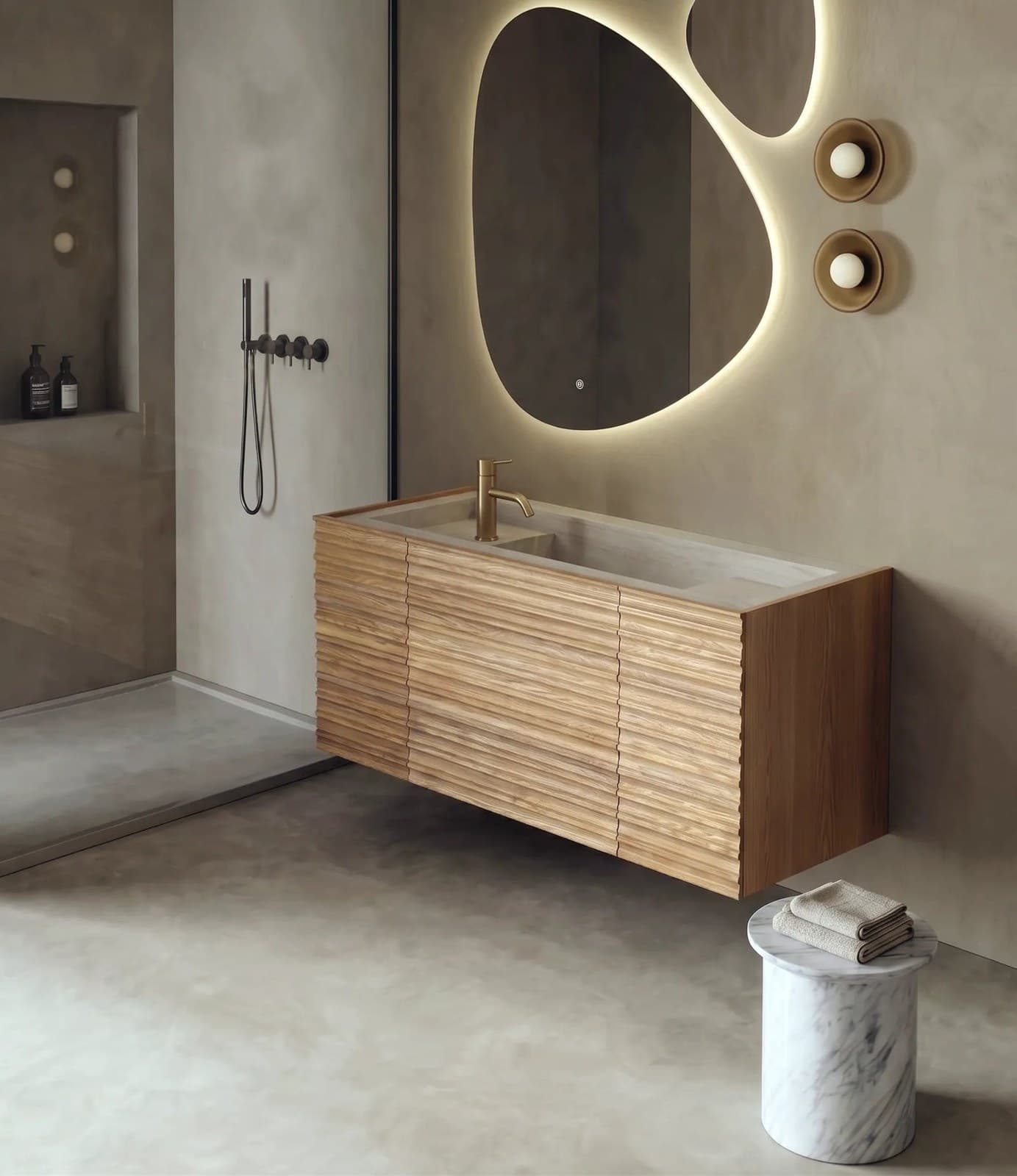 Set mobilier baie suspendat din lemn Koremy 120 cm cu lavoar din compozit și oglinzi LED - montat