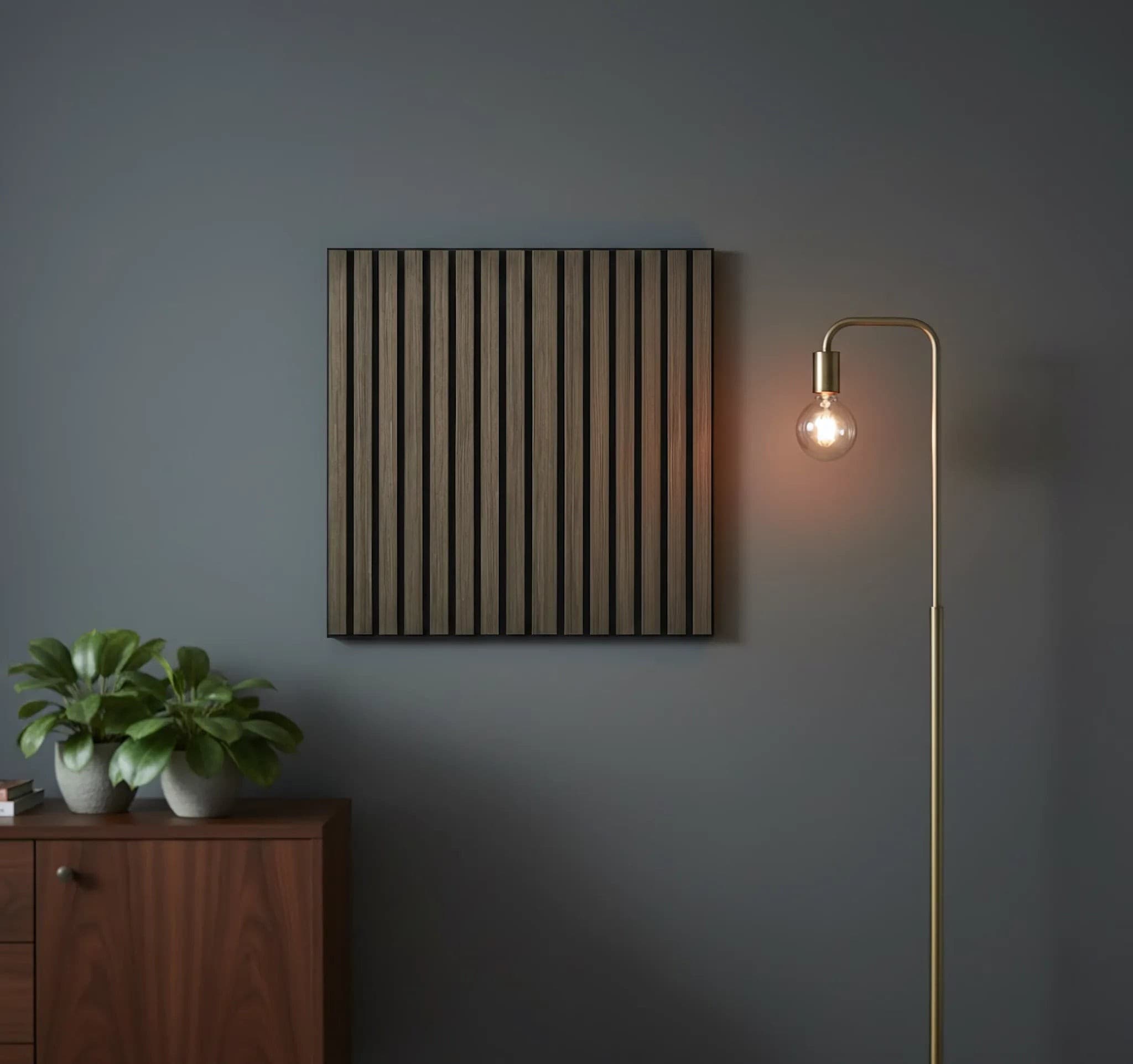 Panou riflaj decorativ XYPT-13 - lamele verticale nuc închis pe bază neagră