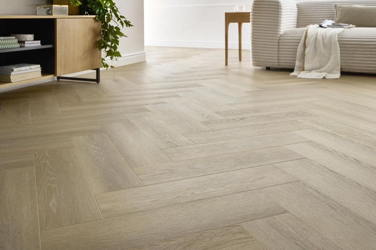 Pardoseală SPC Arbiton Amaron Herringbone EIR CAS236 Stejar Deventer