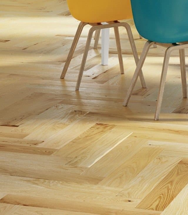 Parchet triplustratificat Barlinek Stejar Caramel Herringbone 130