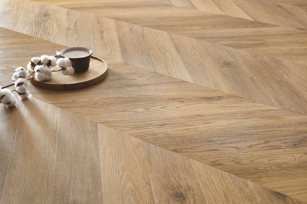 Pardoseală SPC Arbiton Amaron Chevron CLC 159 Stejar Wembley