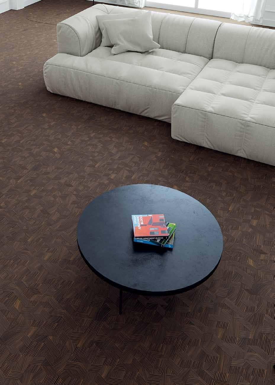 Parchet laminat Brown montat