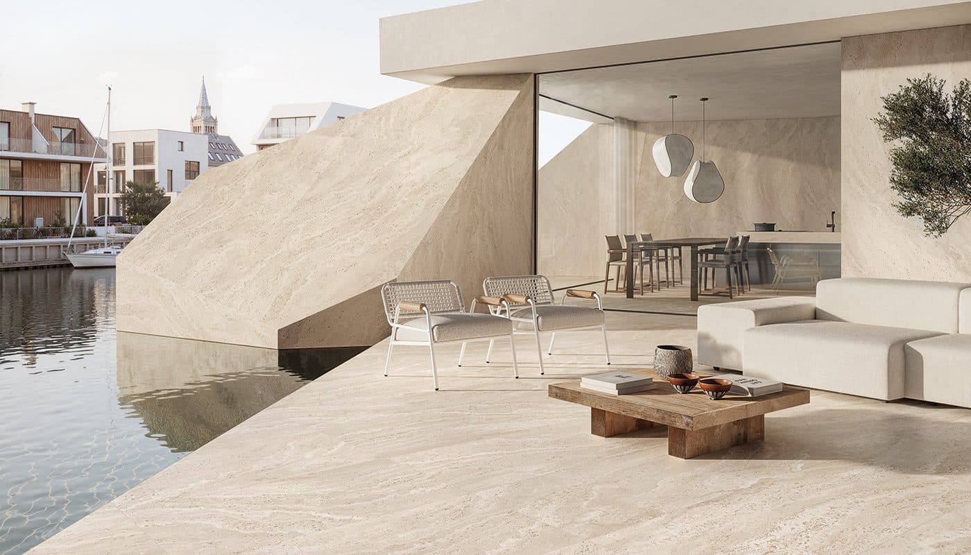 Dual Travertine Poro Aperto Beige - montată într-o cameră