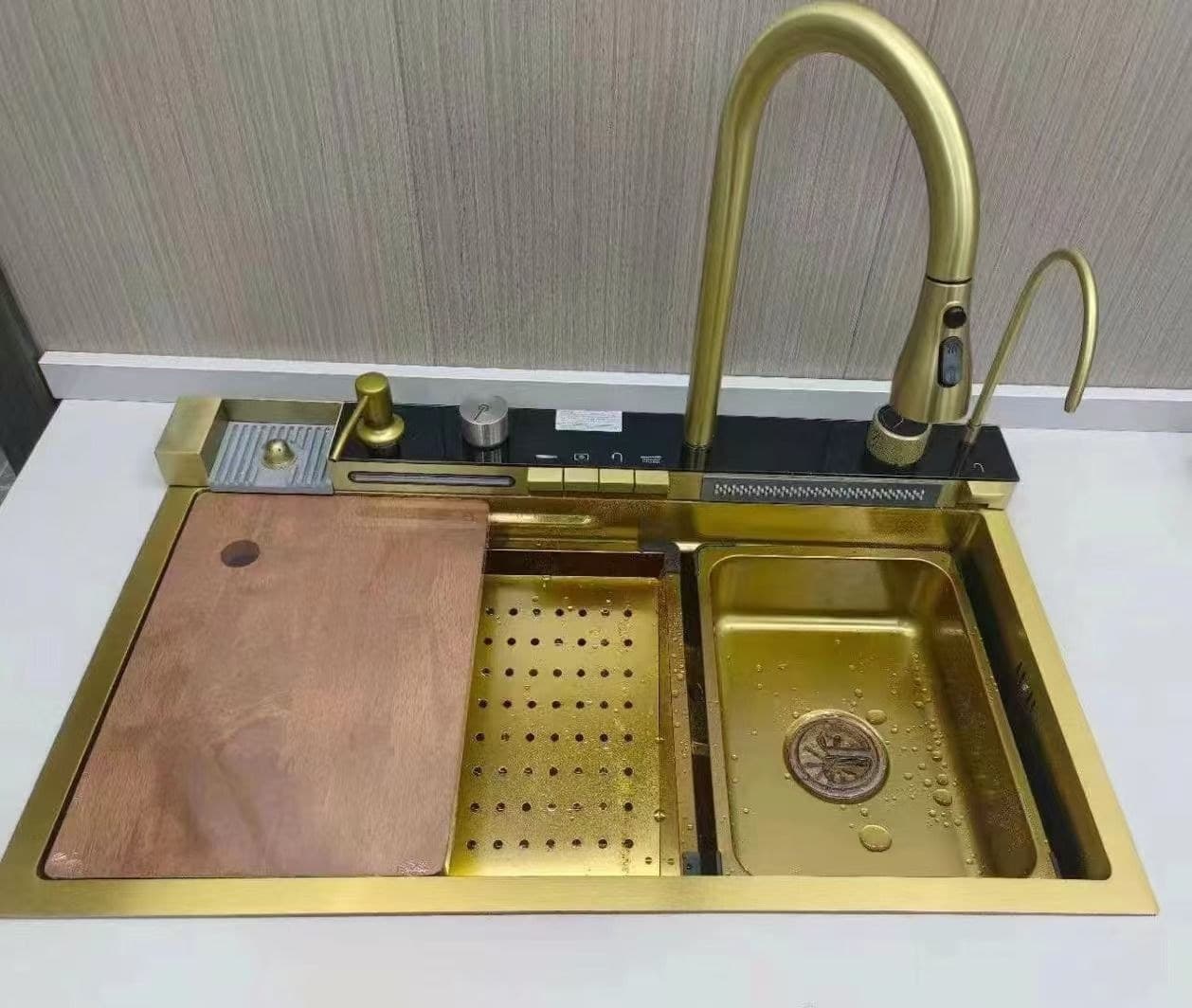 Chiuvetă multifuncțională cu accesorii, HMDF-G 7546 cu baterie digitală, Golden Tap hole - montat
